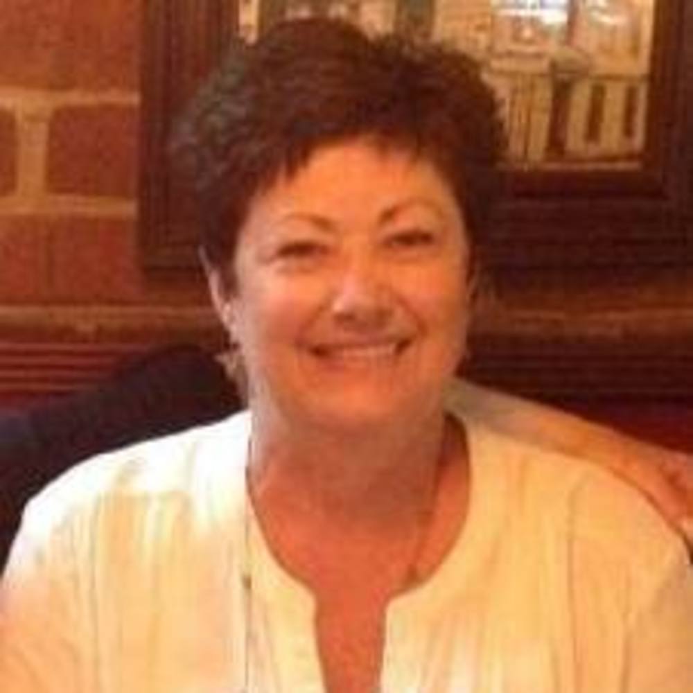 Meet your Posher, Moira
